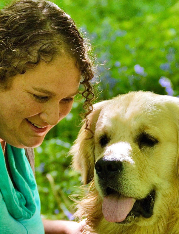 Photograph of Canine Behaviourist and Animal Healing Practitioner Lisa Benn